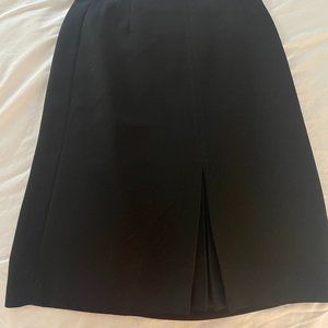 Black Pleated Business Skirt